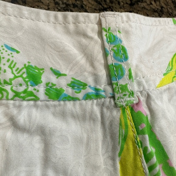 Lilly Pulitzer Callahan Shorts - Picture 8 of 8